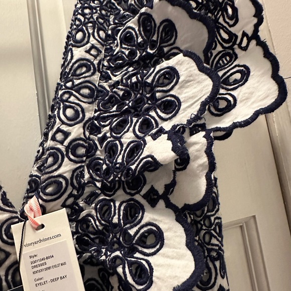 NWT VINEYARD VINES KENTUCKY DERBY EYELET MAXI DRESS SIZE 8 DEEP BAY NAVY WHITE - Picture 7 of 15